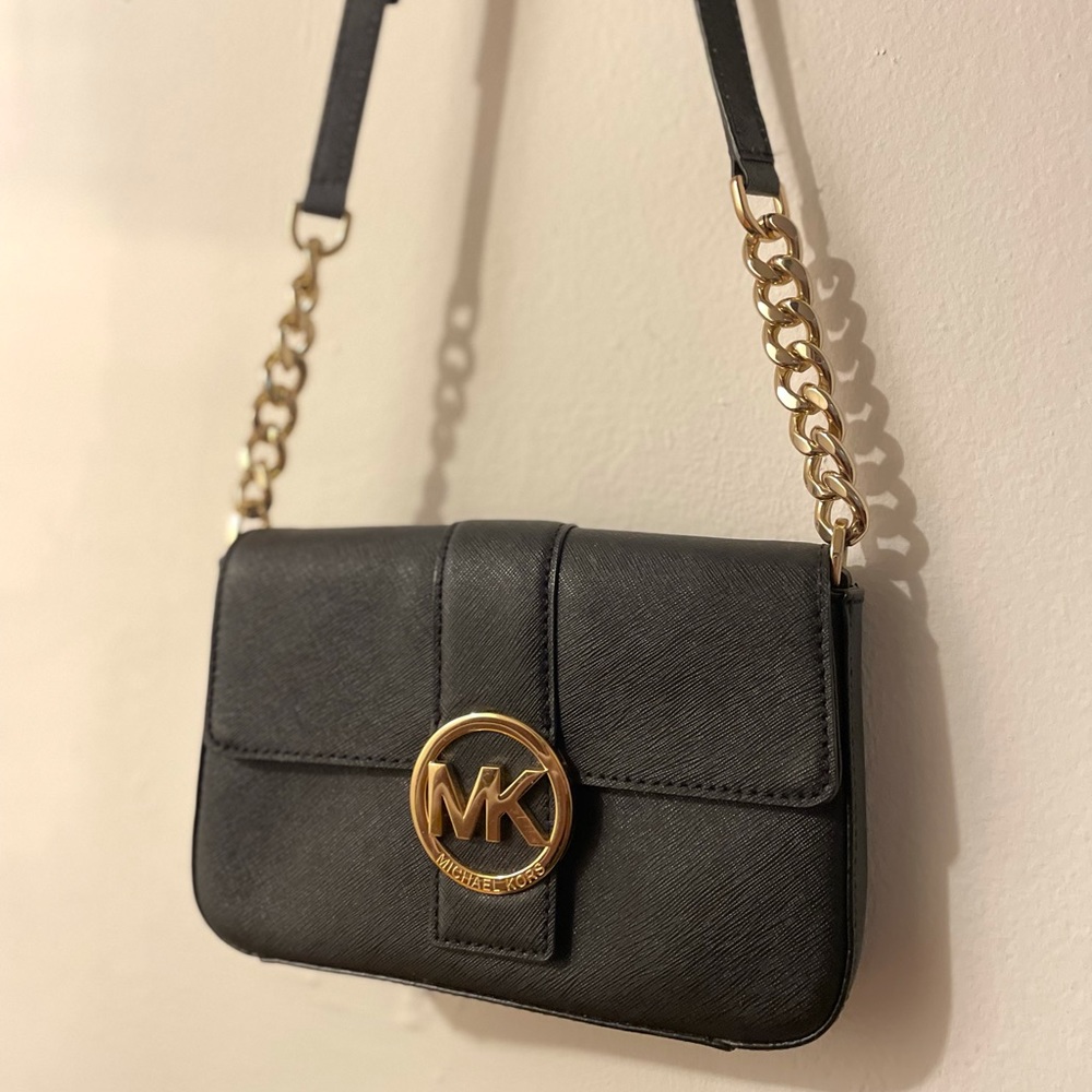 Michael Kors Black Crossbody Gold Chain Link Bag
